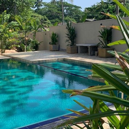 Anveela Hotel เบอร์อูวาลา ภายนอก รูปภาพ